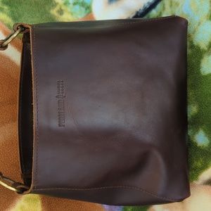 Portland Leather Triangle Shoulder Bag in Grizzly